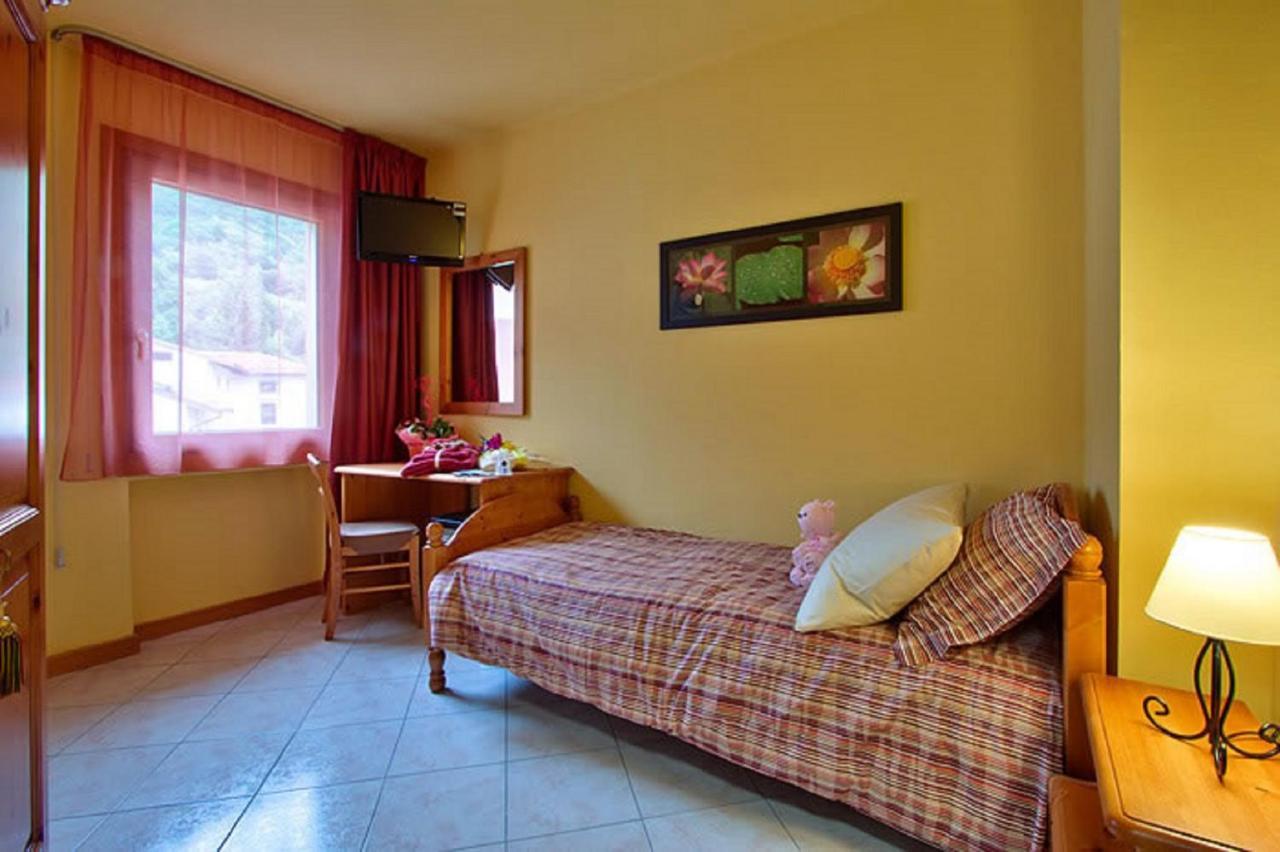 Pergola Rooms Тольмедзо Экстерьер фото